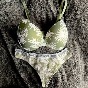 Victoria’s Secret PINK bra and panty set